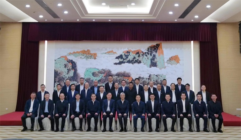 江西省委书记尹弘、省长叶建春会见PG电子集团董事长熊建明等赣商代表